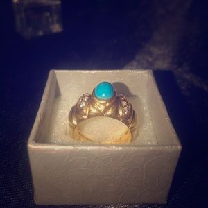 21k gold ring with blue stone